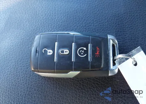 2022 Ram 1500 Big Horn 4X4 5'7 Box z USA, uszkodzony, nr VIN 1C6SRFFT4NN428657